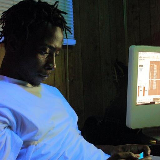 blocka_Ceo's profile picture. Born and raised in da slums of eastman ga..skidrow to da net, killa valley to da set...478/31023 count up!!!!