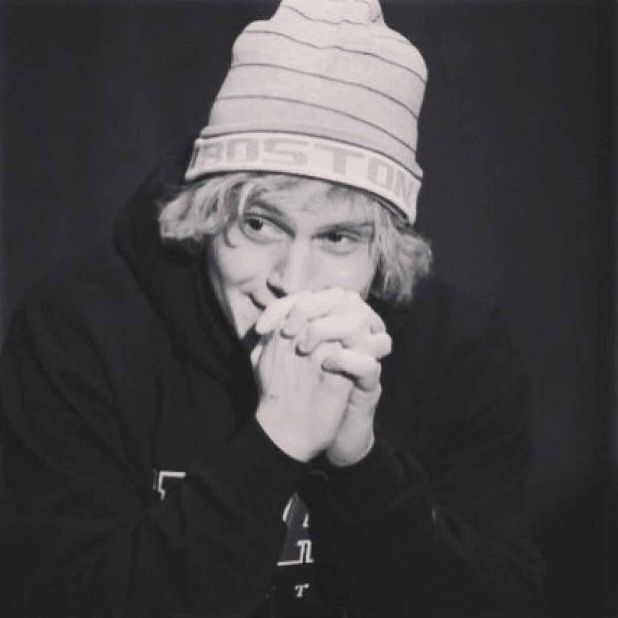 fucking_tate's profile picture. She's the girl that no one ever knew.