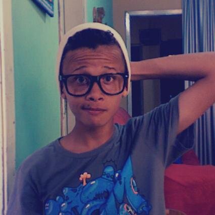 m_ret97's profile picture. Entre as fragilidades e as incertezas de uma vida, tento compreender o passado para encontrar um rumo ! Post-Hardcore/Metalcore 3