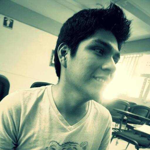 Frankksanz's profile picture. Sonríe, eso confunde a las personas :)