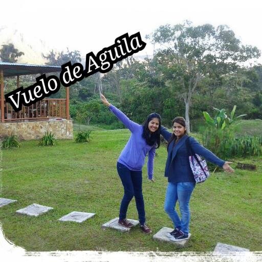 Me encanta reír, hasta que me duelan los cachetes!!! Dios y la música son parte de mi 3. No soy perfecta pero trato de hacer lo mejor que puedo...