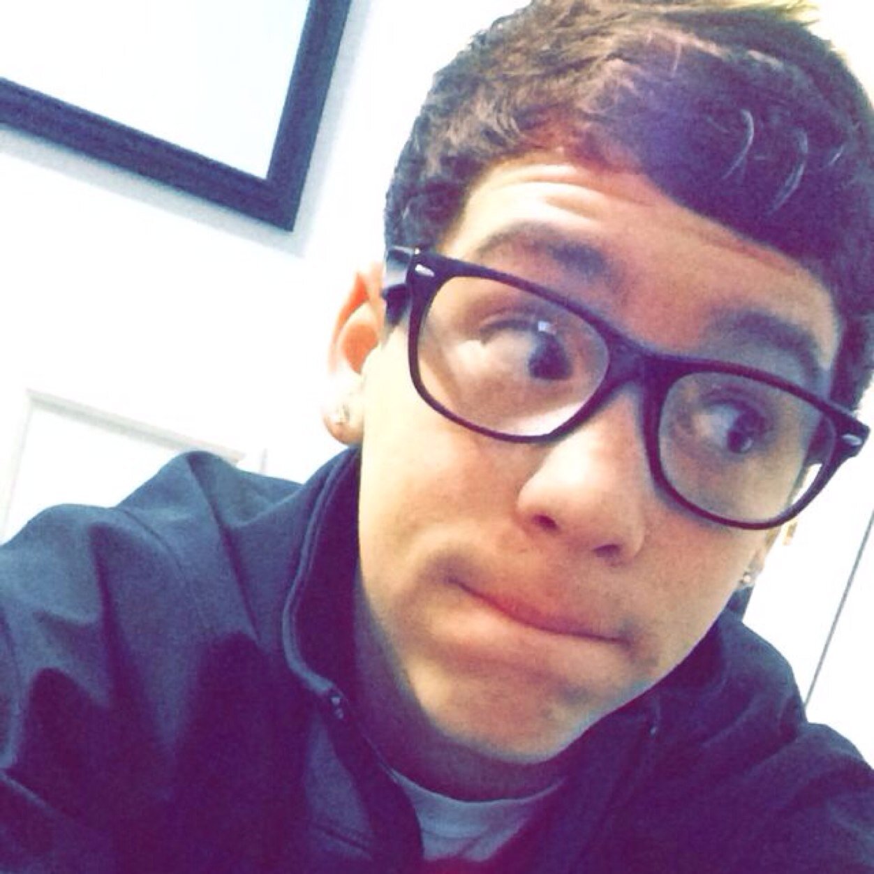 I hate religion, but i love jesus. Insta: brandonjacobs4 snapchat: baseball_swagg4