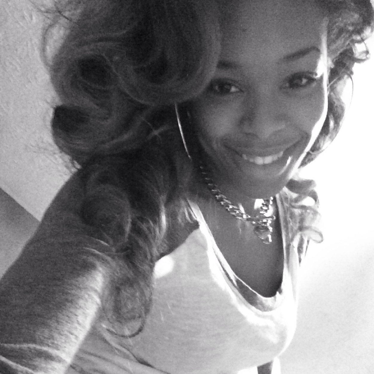 ethansmommie_'s profile picture. Mother of THE cutest little boy ☺️ Follow me on IG @_ethansmommie_ !