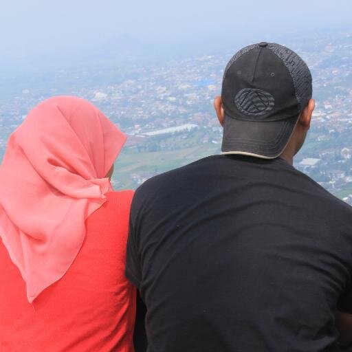 ayuwendaIP's profile picture. Physics -University of Brawijaya|2011| ♥my little family and my big family