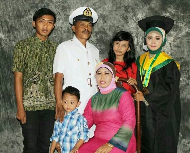 7d6918db || semoga tuhan memberikan Чάπƍ terbaik