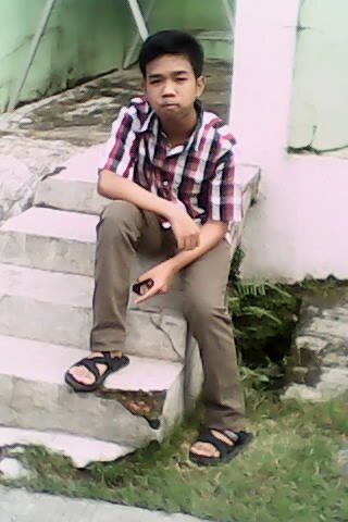 Tasikmalaya 15-Februari-1999 | Sundanesse, Chinesse , Indonesian | you can Call me Alie | famous | kind | perfect ....