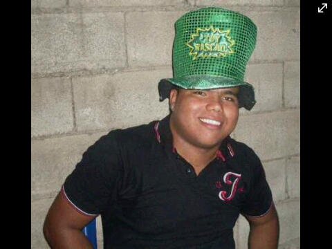 Apirela_2's profile picture. Amante del deporte y lo mas hermoso en el planeta: LA MUJER ♥.! Fanático al 3000% del Real Madrid y pss sigueme y te sigo ;) ☺