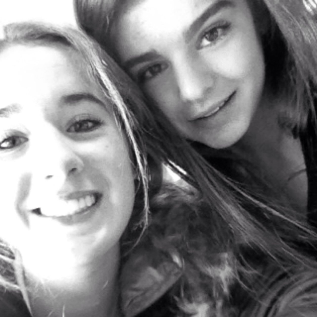 irishoutkampx's profile picture. 