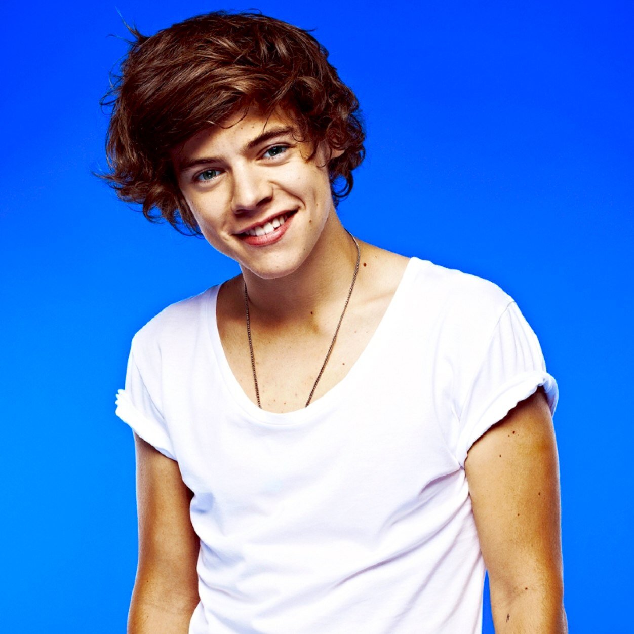 FarDewi00's profile picture. Move on | Harry Styles | 1D | Love you is a gift