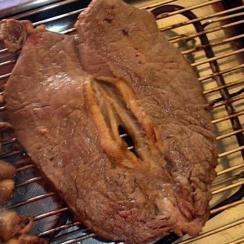 l_majoraminora's profile picture. -愛は恥丘に巣食う-
''Let your labina minora & labina majora be spread wide open''