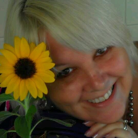 tasdeb's profile picture. 