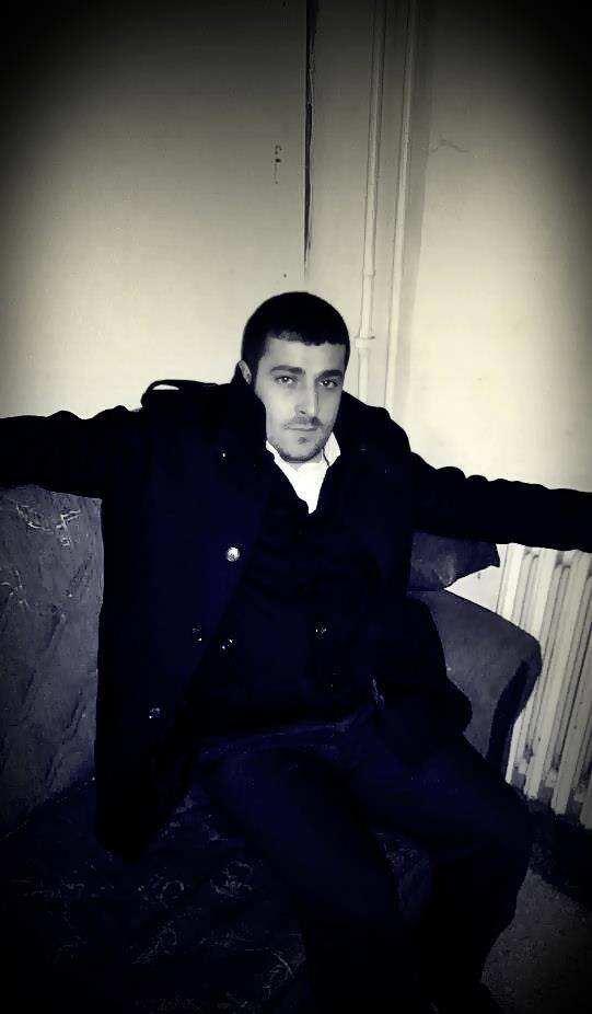 melik80999634's profile picture. DÜŞ PEŞİNDYSEN DÜŞ PEŞİME