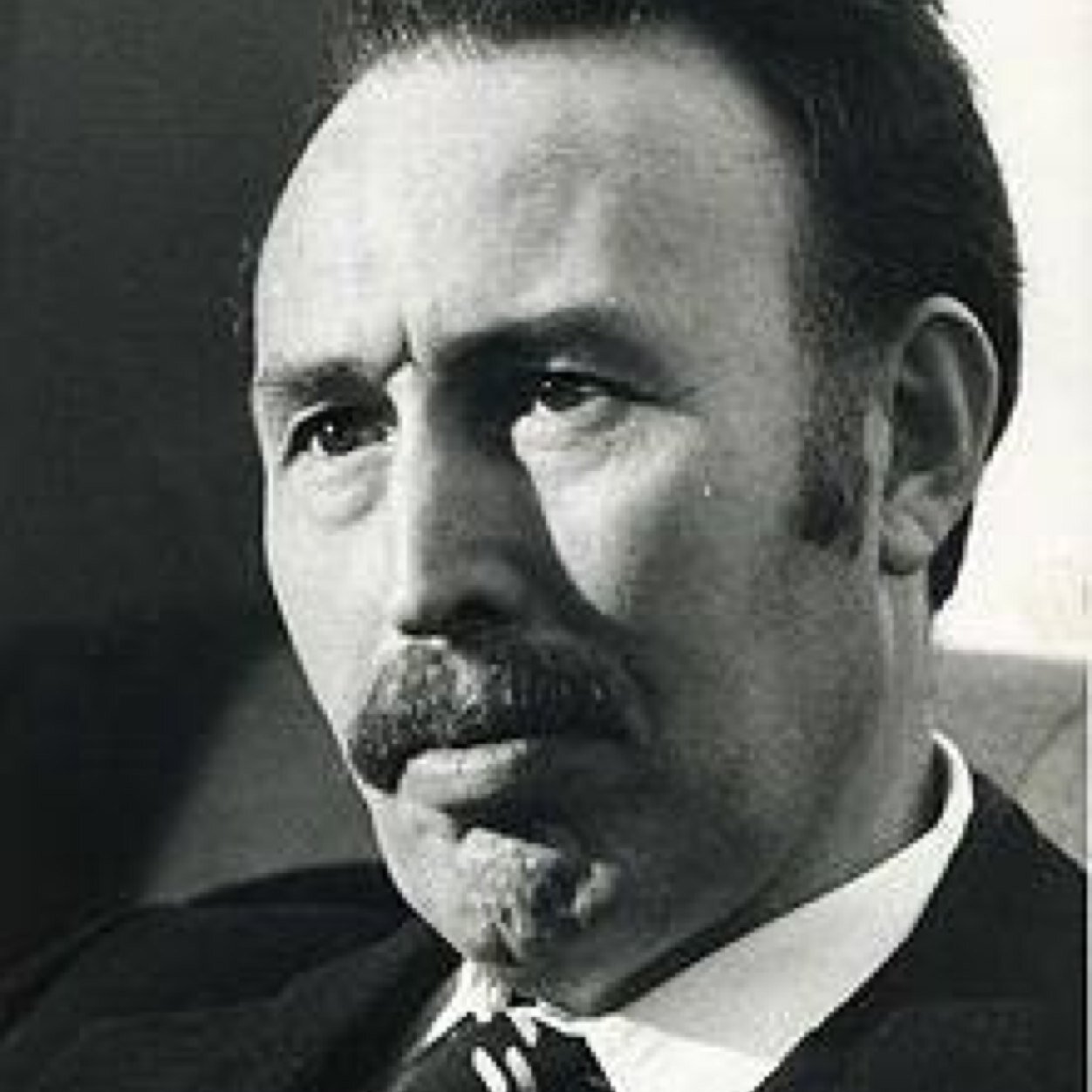 Adem2000Mohh's profile picture. 