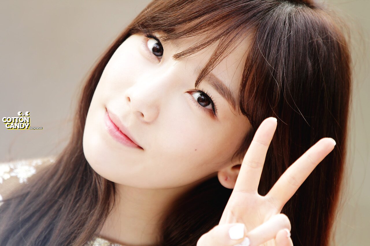 Kim Tae yeon is my everything, i love everything about Kim Taeyeon ^^ also love Nine Muses ^~^