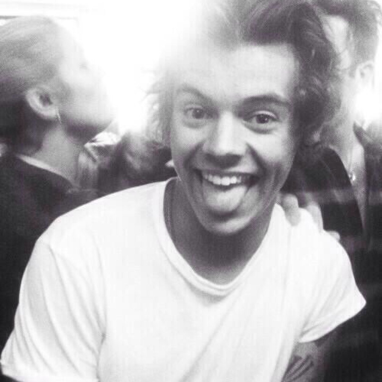 follow @raindropniall pls