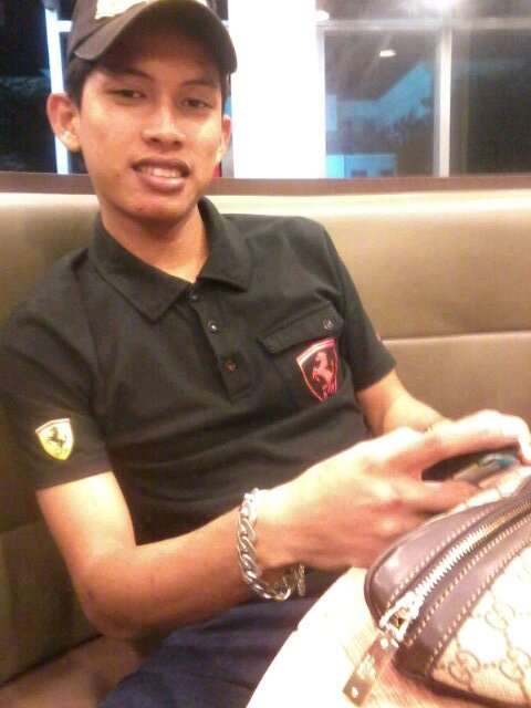 I don't care what people wanna say bout me. .... All I know, Im just being myself. Get a life! .......follow my twitter @chik_ya , re-invite bbpin 29E208D4
