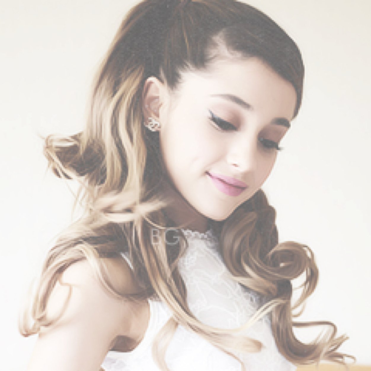 follow @sophiadelstyles