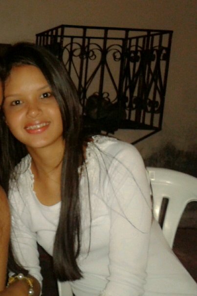 Se da abelha é o mel, eu sou hallel ♡