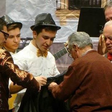 JuanRomero1992's profile picture. Componer no es difícil, lo complicado es dejar caer bajo la mesa las notas superfluas.