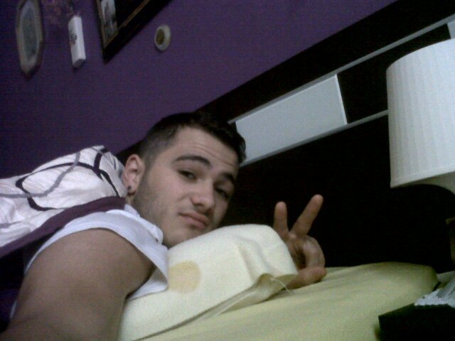 RaycoA10's profile picture. Me gusta jugar con fuego, a veces lo controlo, a veces me quemo