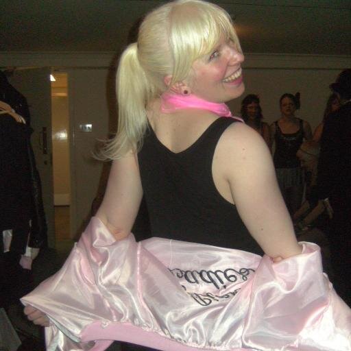I am a dance teacher working in Edinburgh (freelance) Teaching kids and adults classes in various styles and teaching classes for hen/birthday parties 😍