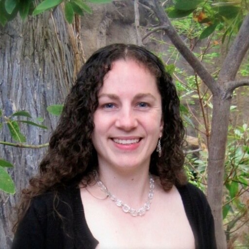 Life Coach, Mother, Graphic Designer...