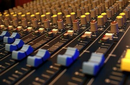 Red de Apoyo de Músicos y Artistas Independientes para el Intercambio de Ideas.