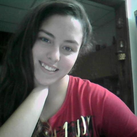 Enamoorada mal te amo A.C me haces feliz (lastima)