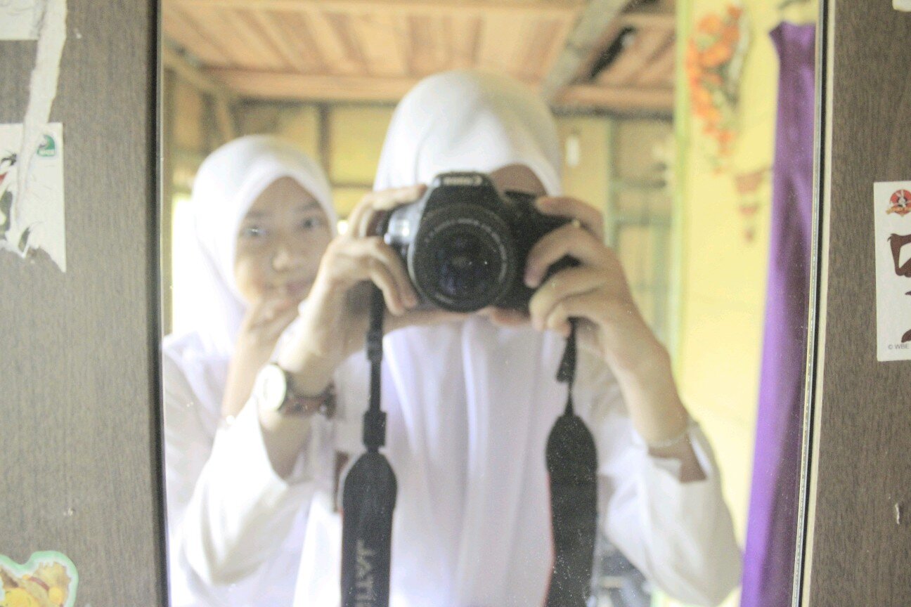 Fivi_i's profile picture. 