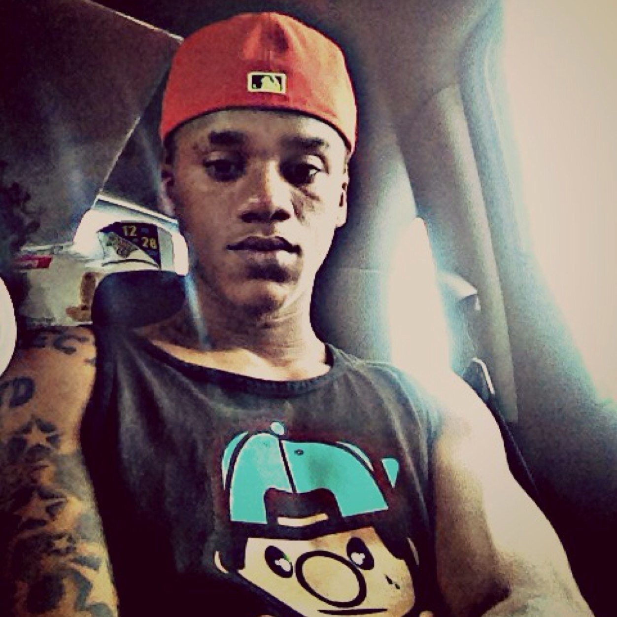 Aint worried bout nun.. My soul saved nd im focused !!! God got me n mine! Da best is yet to come!!!