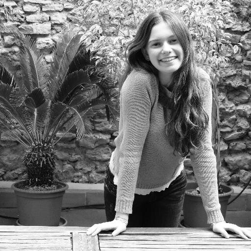 SofiaBriso's profile picture. Serás feliz, dijo la vida, pero primero te haré fuerte