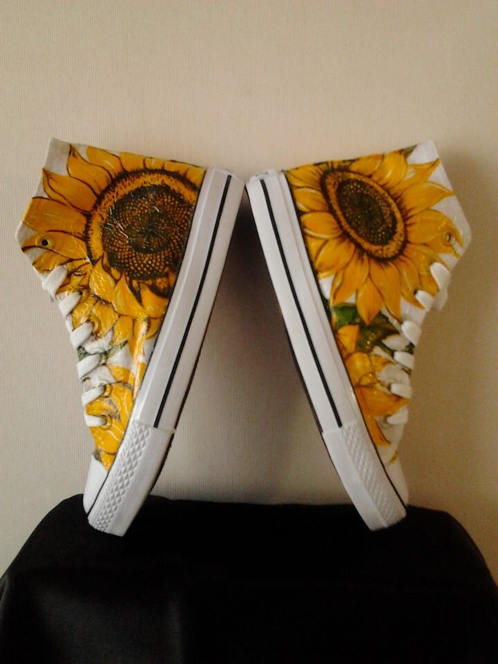 ZapatillasGalak's profile picture. Proyecto que ya está en marcha!
Zapatillas Galak es un tienda en la cuál pueden personificar sus zapatillas con el diseño que ustedes quieran! agregue siguenos