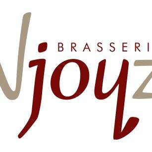 Eigenaar van Brasserie 'Njoyz samen met Manon Geniets.
Vader van 2 dochters en een hond :)
Hobby's: reizen, computers, werken, genieten