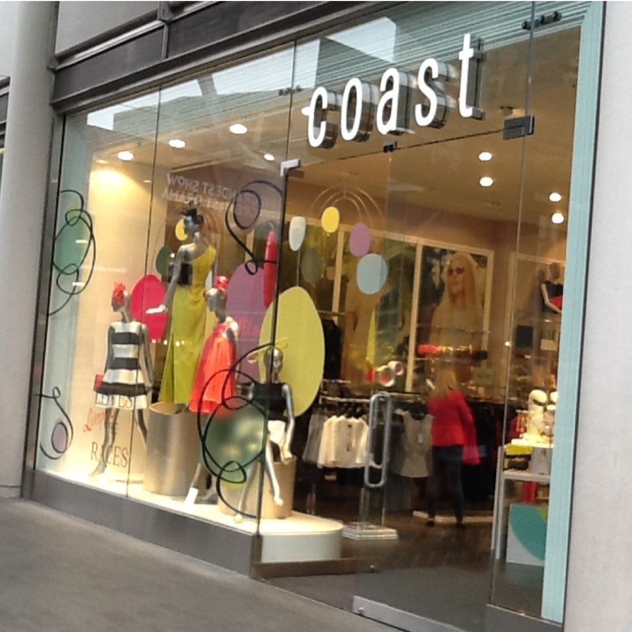 StylistCoast's profile picture. The personal in store stylist for Coast Liverpool One. Follow for fashion tips, inspiration & get special discounted offers!! :) 0151 708 6794!