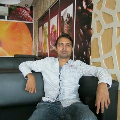 a med student..who is always fascinated by the ways medical science works..and aspiring for USMLE..