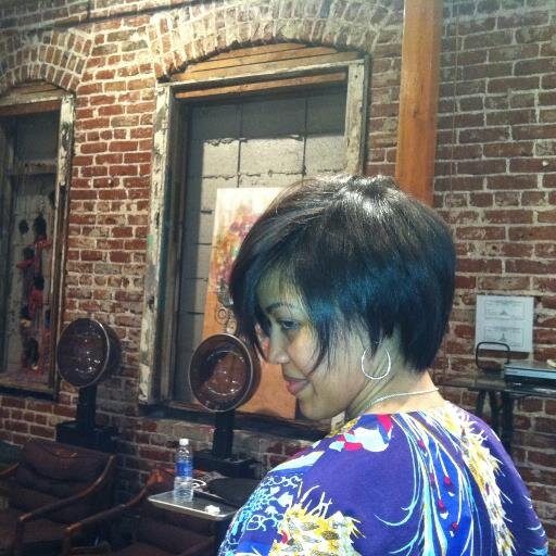 Freelance editor, writer, hula hoop lover, book lover, grammarian, cook, and yogini.