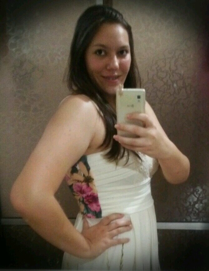 A Priiincesinha que não Nasceeu
Para ficar preza no casteelo, Maaiss Sim para
Enfrentar A realidade Com a Cabeça Eguiida ~ ♥
Me segue