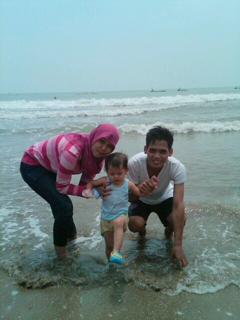 gak perlu ada yg disesali,, hrz belajar setia,, :* 27 Juli 1993
