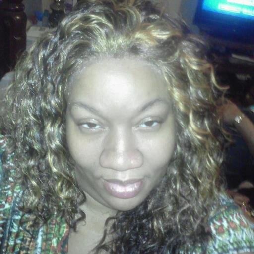 valencia630's profile picture. NO PAIN NO GAIN.................