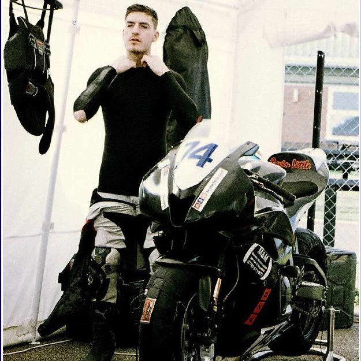 Glittle74's profile picture. 