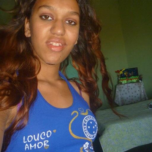gosto de cantar dancar tirar foto de escuta musica feicebuk karol123@hotemeil.com  frase que eu gosto seja vc mesmo