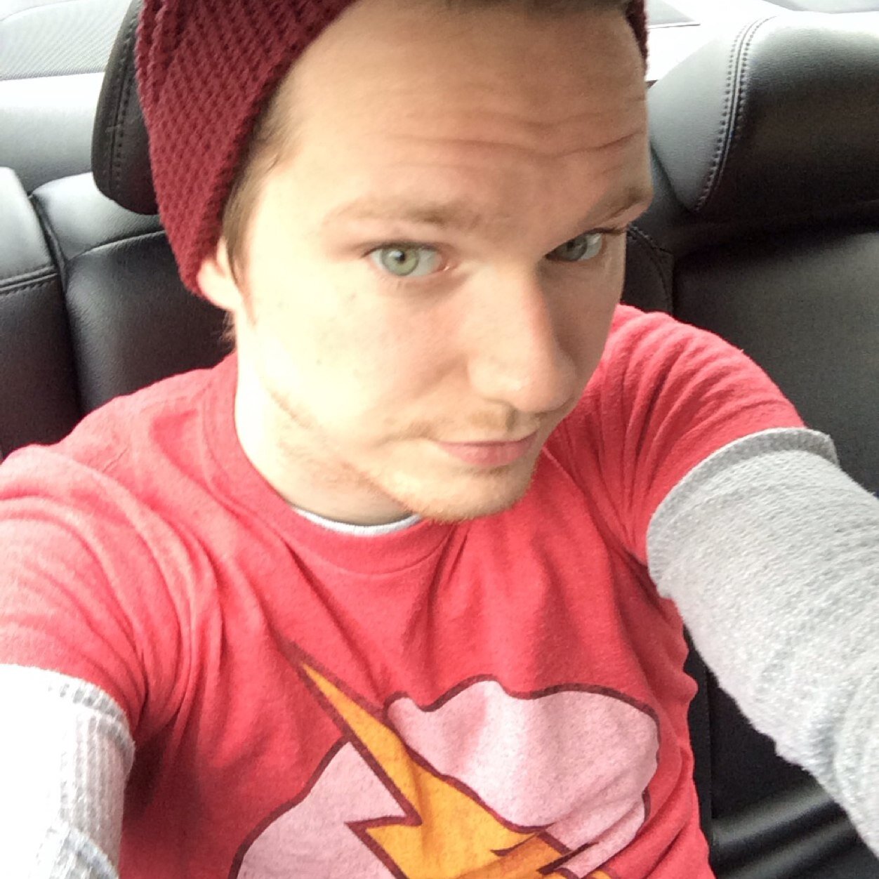 Full Time reddit browser! Part time Barback/Bartender
