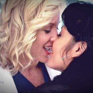 calzona, merder and slexie are killing me slowly. || Grey's Anatomy changing lifes since 2005.