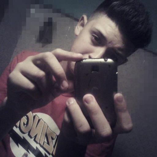 seguime & te sigo ♥ ‏
♥