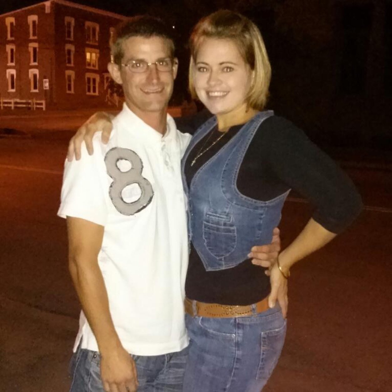 BarrattTara's profile picture. Just learning to LIVE LAUGH AND LOVE!!!