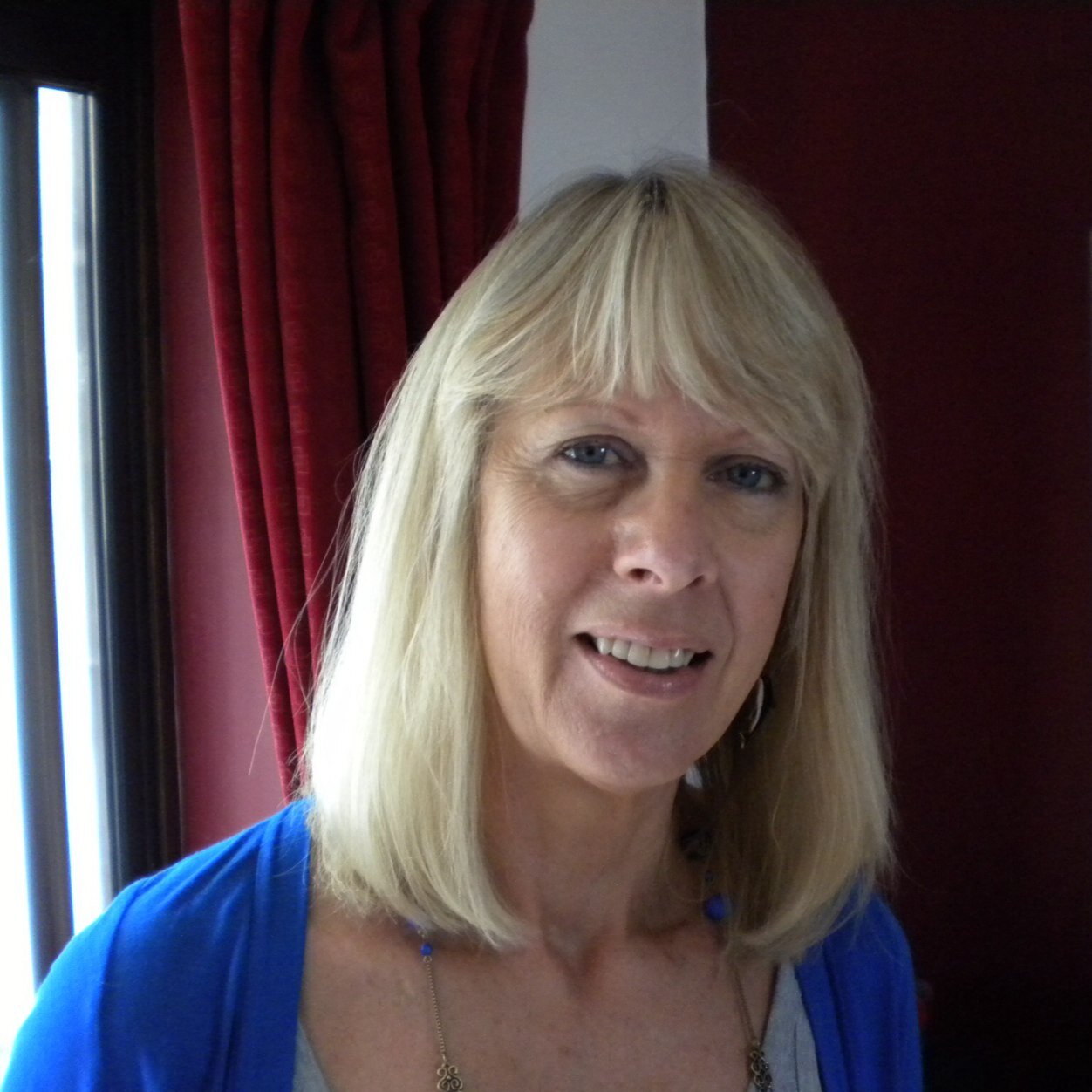 Back to the publishing roots - in the true sense of the word - entertainment, easy and repeatable. For the consumer and for the self-publisher.