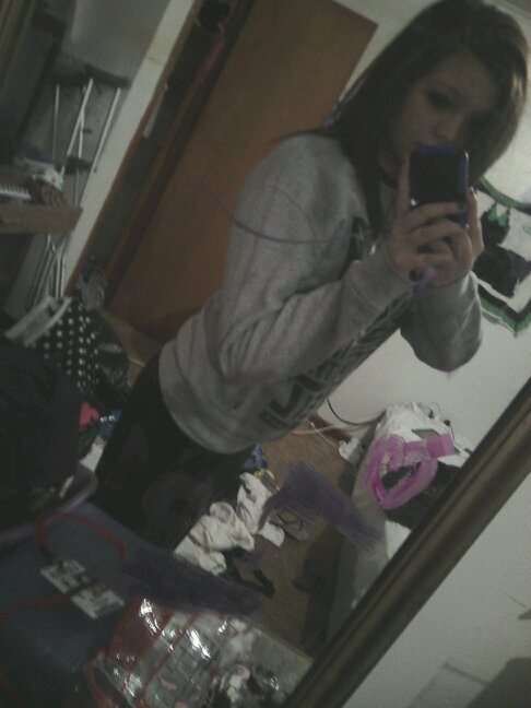 _get_healthy__'s profile picture. I'm just a girl who is trying to lose fat and get stronger and do it in a healthy way.
 follow 4 tips & motivation