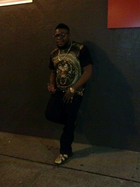 Putting The Man above 1st.
Laid Back Capricorn
They Call Me StaysFitted
Seattle's Club Promoter 
I Tweet When I Feel Like It!
✈✈504-206 #SwedishLife