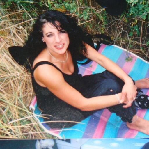 Suckerstarfish's profile picture. Daughter,sister,mother- gypsy chick music lover,sports fanatic,scorpio girl and witchy woman.