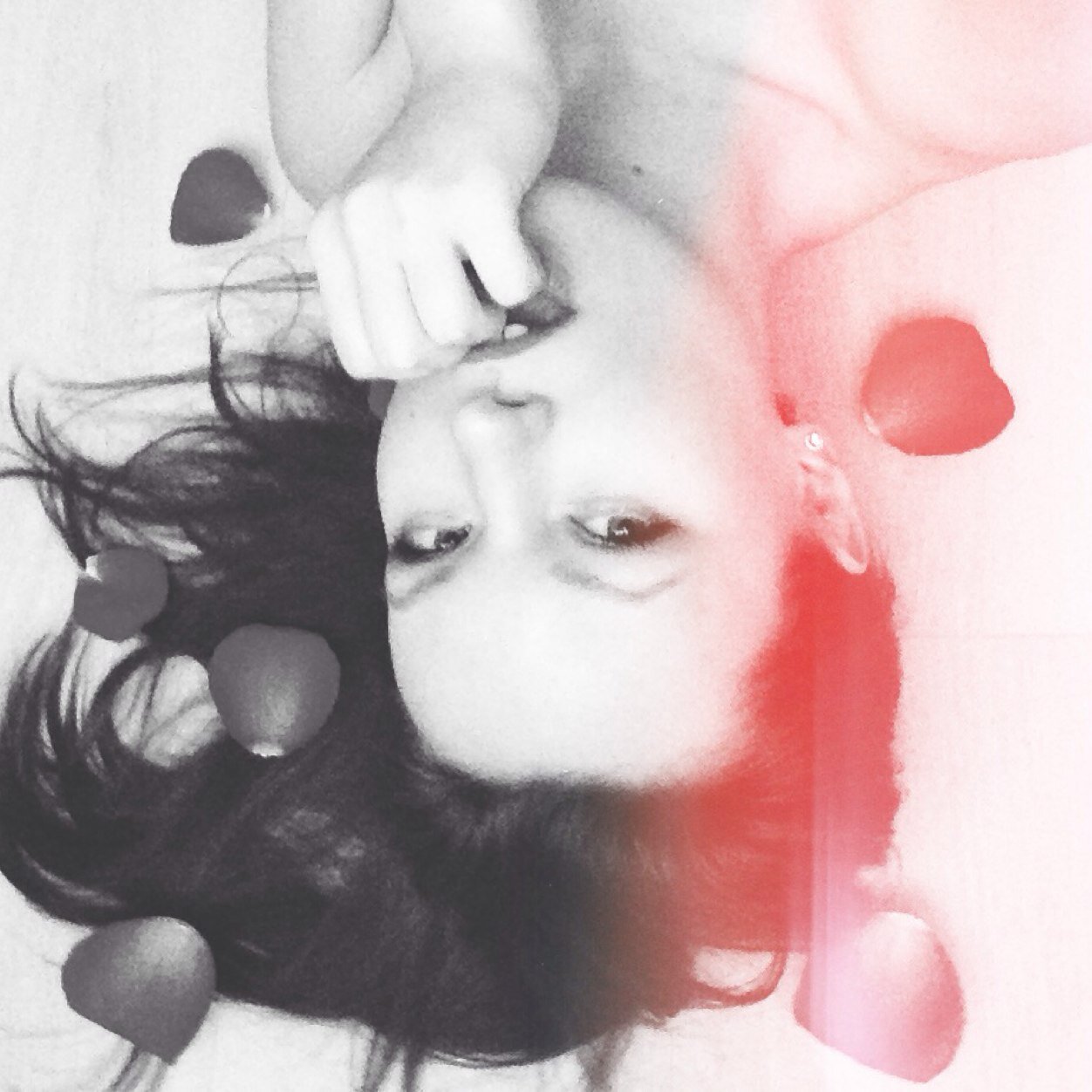 Julia_Dovgaleva's profile picture. Ешь, молись, люби и пости все это в твиттер.
Журфак МГУ,рекламщик